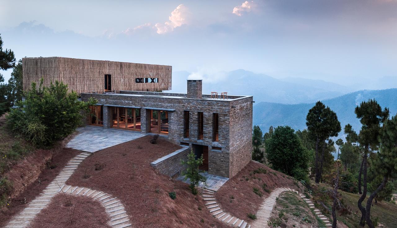 The Kumaon Hotel Binszar Kültér fotó